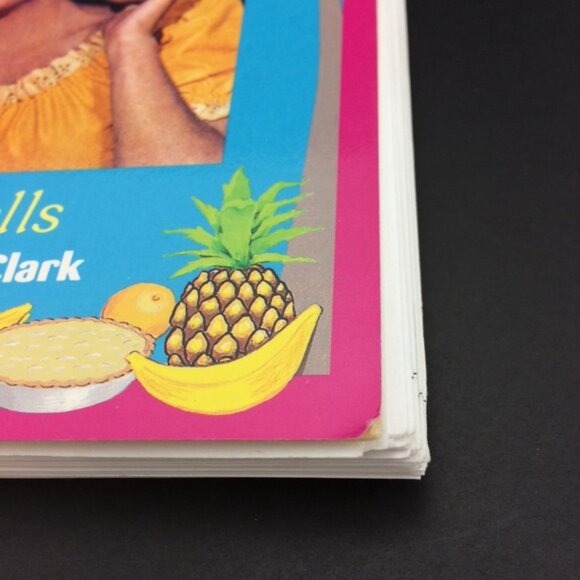 Vintage Mary Ann's Gilligan's Island Cookbook by Dawn Wells Spiral Bound TV Show - Picture 7 of 16